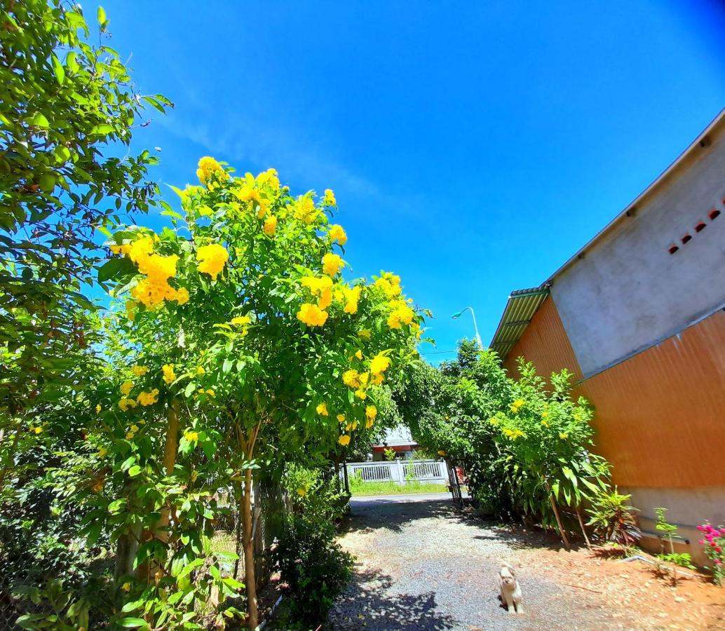 Cat Tien Backpackers Hostel Exterior photo